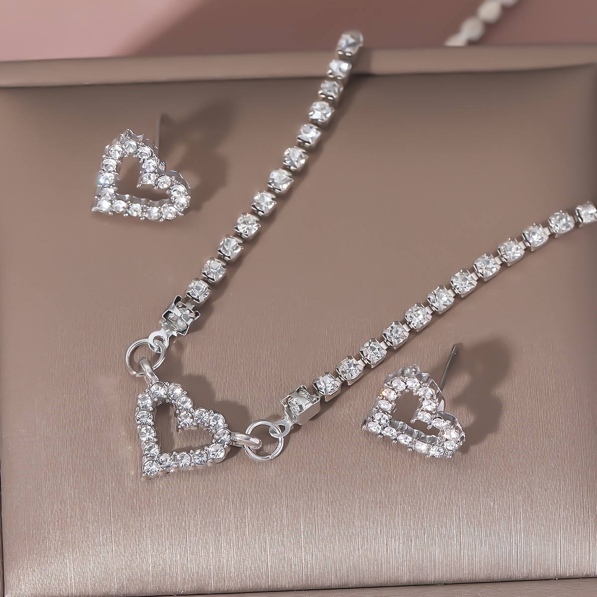 3pcs Elegant Classic Sparkling Heart Jewelry Set, Necklace & Earrings